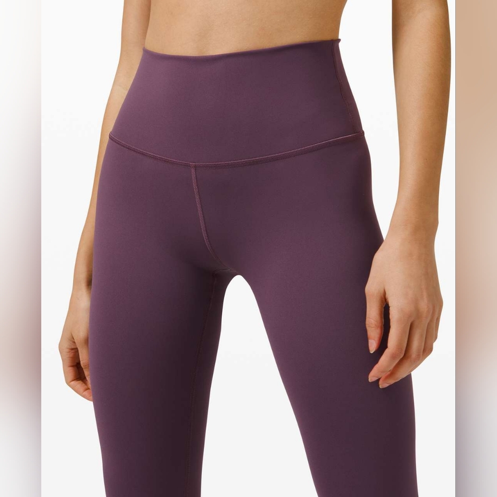Lululemon 2021 Wunder Under High-Rise Tight 28" Luxtreme Grape Thistle Size US 4 - Picture 6 of 6